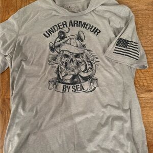 Under Armour Gray Nautical Skull Men's T-Shirt